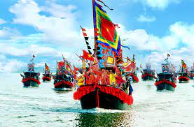 VIDEO: Độc đáo lễ hội quân trên sông Lục Đầu